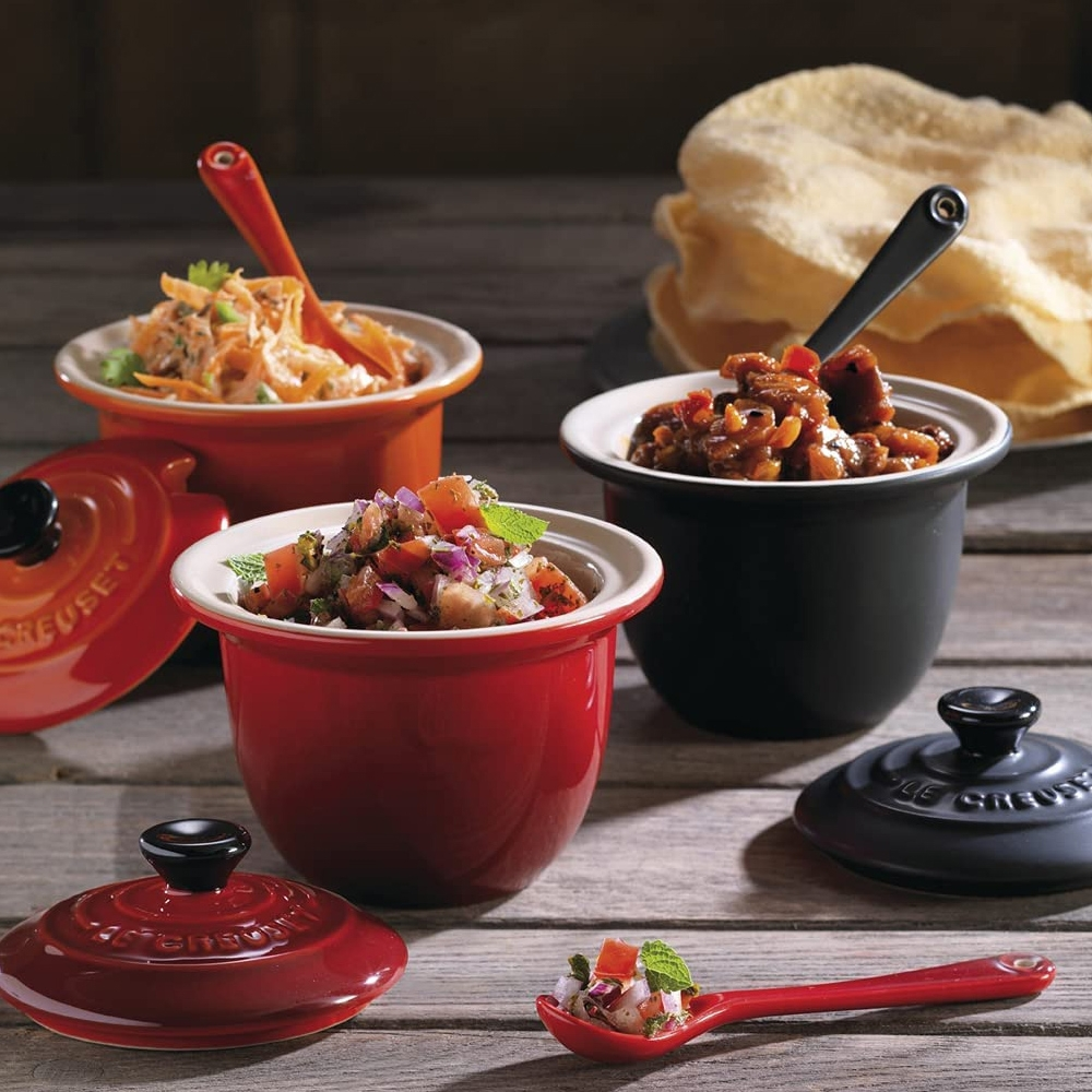 Le Creuset - Mini Serviertopf Mit Löffel 3 Le Creuset - Mini Serviertopf Mit Löffel – Bild 3