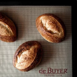 De Buyer - Gelochte Silikon-Backmatte ""AIRMAT"" -ISOLIERPLATTEN 21981 DURCHBROCHEN BAeCKMAeTTE AeIRMAeT 40X30 4