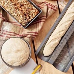 De Buyer - Baguette & Brot - 4er-Set Homemadebread 8 De Buyer - Baguette & Brot - 4er-Set Homemadebread -ISOLIERPLATTEN 37349 Geschenkbox 4